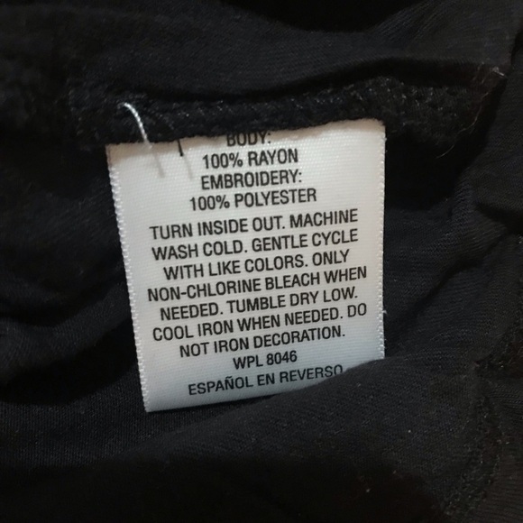 đź–¤I.N.C. Heart Tee - Picture 7 of 7